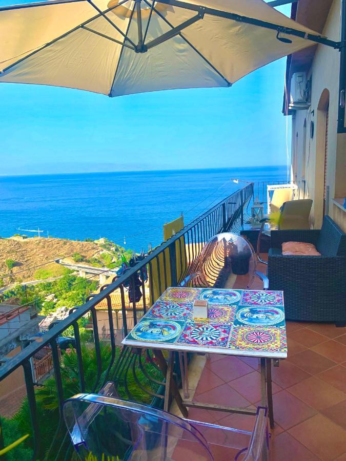 Sun Sky Sea Suite Таормина Экстерьер фото